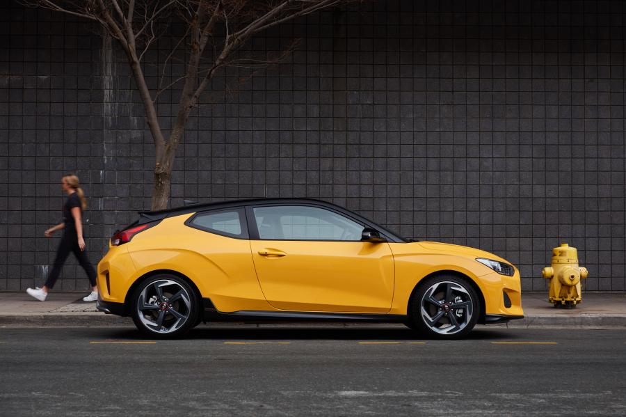  Hyundai Veloster Turbo Premium 2019 года  (AU) (фото 9 из 41)